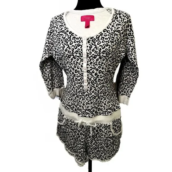 Victoria’s Secret Women’s Thermal Striped Romper Pajamas Black White Size Medium - Picture 7 of 7